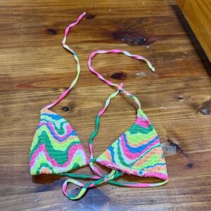 SHEIN Multicolor Neon Smocked Triangle Bikini Top